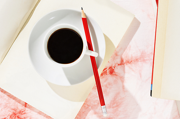 포토 JPG 해외이미지 스튜디오촬영 라이프스타일 커피 음료 백그라운드 컨셉 탁자 아침 휴식 주택 실내 건강 사람없음 책 컵 사무실 연필 식당 바 액체 맛 아침식사 신학기 점심식사 정물화 카피스페이스 맛있는 해외포토 주간 식기 가구 비즈니스 학용품 내부 건물 생활 필기구 상점 식사 공백 그림 파일형식 이미지허브