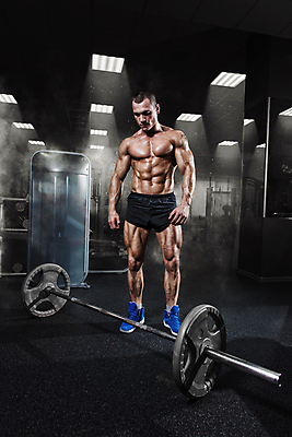 포토 JPG 해외이미지 1 라이프스타일 남자 스포츠 포즈 신체 근육 건강 한명 사람 성인 건물 운동 검은색 강사 힘 터치 흰색 무게 몸무게 수집 먹기 체육관 근육질 역도 개성 팔 무거움 해외포토 직업 건축물 컬러 모션 생활 신체부위 몸매 파일형식 이미지허브