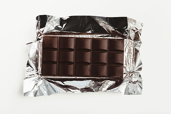 포토 JPG 해외이미지 사람없음 초콜릿 달콤 은박지 흰배경 해외포토 백그라운드 디저트 흰색 맛 파일형식 이미지허브