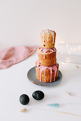 포토 JPG 해외이미지 접시 부활절 사람없음 쌓기 케이크 계란 달콤 강아지풀 알전구 해외포토 식물 식기 기념일 전구 모션 디저트 알 맛 한해살이풀 파일형식 이미지허브