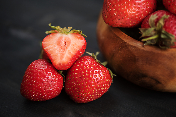 포토 JPG 해외이미지 딸기 근접촬영 사람없음 빨간색 바구니 신선 해외포토 뷰포인트 컬러 과일 파일형식 이미지허브