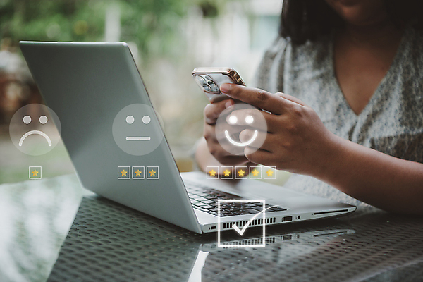 포토 JPG 해외이미지 인터넷 비즈니스 미소 사람없음 스마트폰 믿음 공연 정보 최고 비교 선택 결과 상품 질문 투표 고객 서비스 만족 보고서 긍정 점수 순위 평가 온라인 의견 경영 리뷰 마케팅 부정적 설문지 우수 지원 효율 사용자 해외포토 감정 컨셉 표정 이벤트 핸드폰 스마트기기 선거 절기 파일형식 이미지허브