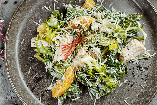 포토 JPG 해외이미지 라이프스타일 접시 음식 조각 포크 잎 다이어트 토마토 오렌지 과일 부분 양파 오이 치즈 건강 요리 동양인 사람없음 초록색 여름 노란색 식당 식사 저녁식사 치킨 주스 샐러드 신선 고명 떨어짐 상추 먹기 대나무 유기농 날것 호두 장면 테이크아웃 후추 시금치 비타민 점심식사 로메인상추 맛있는 페타치즈 해외포토 나무 식물 식기 웰빙 계절 음료 컬러 컨셉 채소 모션 유제품 인종 생활 상점 견과류 향신료 닭고기요리 영양소 파일형식 이미지허브