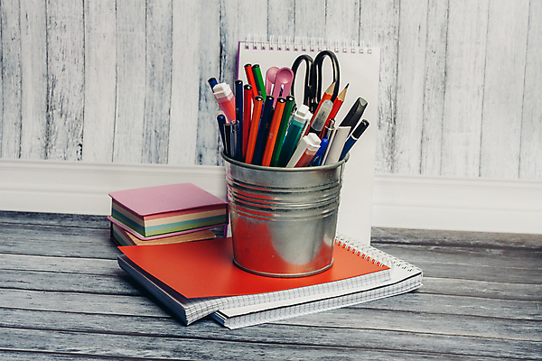 포토 JPG 해외이미지 비즈니스 문구용품 사람없음 연필 펜 사무용품 공책 메모지 오브젝트 연필꽂이 해외포토 학용품 필기구 파일형식 이미지허브