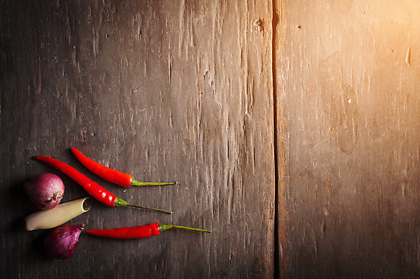 포토 JPG 해외이미지 전통 음식 백그라운드 재료 태국 벽지 고추 요리 사람없음 목재 빨간색 우주 주방 공백 수확 시골 신선 뜨거움 허브 준비 매움 지역 레시피 적양파 스타일 카피스페이스 해외202004 해외포토 나무 식물 아시아 컬러 농업 채소 양파 맛 파일형식