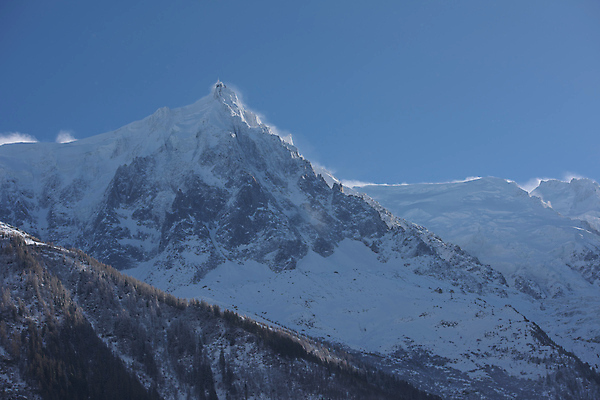 포토 JPG 해외이미지 나무 유럽 여행 겨울 자연 하늘 휴가 산 주택 파노라마 사람없음 야외 얼음 트래킹 하이킹 프랑스 수확 흰색 시골 신선 도시 정상 숲 고도 빙하 알프스 프랑스어 샤모니 옛날 절정 해외포토 자연요소 식물 문자 계절 나라 컬러 농업 레저 촬영기법 건물 생태계 파일형식 이미지허브