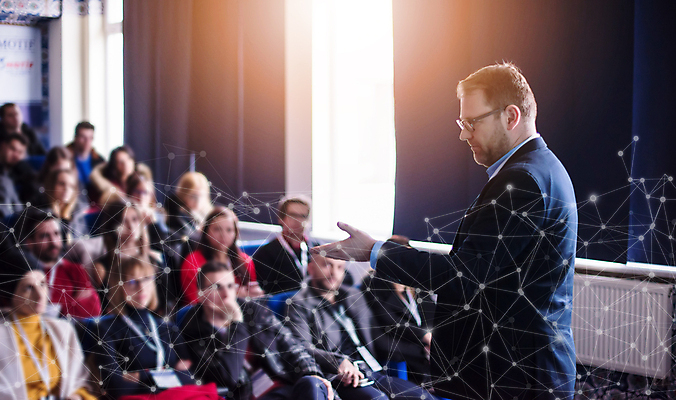 포토 JPG 해외이미지 여자 남자 실내 손짓 여러명 상반신 성인 앞모습 옆모습 아웃포커스 비즈니스맨 군중 강의 강당 세미나 성인만 해외포토 뷰포인트 다수 비즈니스 모션 촬영기법 사람 내부 직장인 파일형식 이미지허브