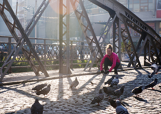 포토 JPG 해외이미지 전신 라이프스타일 여자 여러마리 조류 아침 건강 한명 앉기 성인 야외 앞모습 운동복 달리기 햇빛 유산소운동 러닝 성인여자한명만 해외포토 주간 동물 1 옷 뷰포인트 다수 모션 사람 생활 운동 태양 여자한명만 성인여자만 파일형식 이미지허브