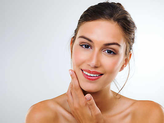 포토 JPG 해외이미지 응시 여자 한명 상반신 성인 뷰티 성인여자한명만 해외포토 1 시선 사람 여자한명만 성인여자만 파일형식 이미지허브