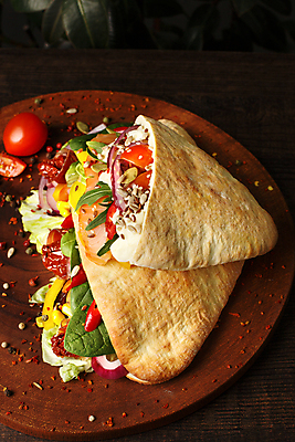 포토 JPG 해외이미지 접시 음식 빵 백그라운드 공 오이 패스트푸드 건강 육류 요리 사람없음 초록색 빛 식사 저녁식사 치킨 어둠 튀김 닫기 그릴 애피타이저 상추 바비큐 지중해 먹기 속도 메뉴 양배추 점심식사 고립 케밥 병아리콩 아랍어 카피스페이스 맛있는 해외포토 식기 바다 컬러 채소 식재료 모션 주방용품 콩 공백 인스턴트 닭고기요리 파일형식 이미지허브