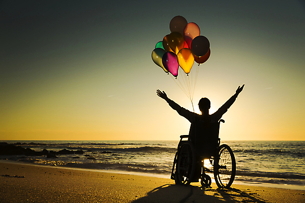 포토 JPG 해외이미지 남자 행복 실루엣 여행 하늘 한명 앉기 성인 해변 야외 손들기 일몰 자유 장애인 휠체어 역광 풍선 장애 성인남자한명만 수평선 해외포토 1 감정 바다 컨셉 모션 촬영기법 사람 노을 남자한명만 성인남자만 파일형식 이미지허브