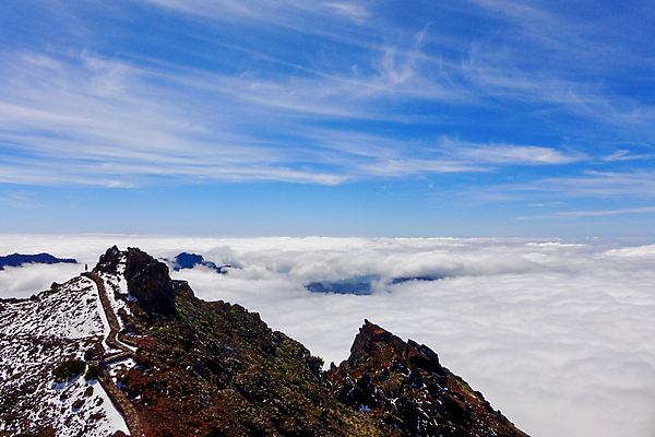 포토 JPG 해외이미지 공원 길 섬 여행 백그라운드 컨셉 자국 자연 하늘 휴가 산 파노라마 사람없음 야외 파란색 우주 환경 하이킹 탐험 스페인 가장자리 작음 배낭여행 눈금 화산 전국 하이커 혼자 해외포토 공공시설 유럽 컬러 레저 촬영기법 둘레 크기 생태계 파일형식 이미지허브