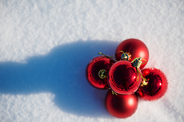 포토 JPG 해외이미지 주간 크리스마스장식 겨울 사람없음 야외 하이앵글 눈 오너먼트 해외포토 자연요소 계절 뷰포인트 크리스마스 날씨 파일형식 이미지허브