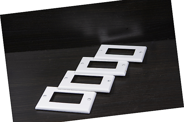 포토 JPG 해외이미지 주택 실내 사람없음 미국 힘 방 장비 에너지 덮개 흰색 구멍 콘센트 플러그 연결 플라스틱 스위치 해외포토 컬러 북아메리카 재질 내부 건물 뚜껑 파일형식 이미지허브