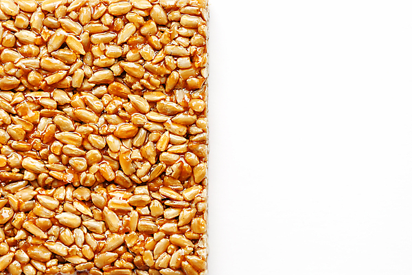 포토 JPG 해외이미지 실내 사람없음 흰배경 땅콩 에너지바 카피스페이스 해외포토 음식 백그라운드 내부 공백 견과류 흰색 파일형식 이미지허브