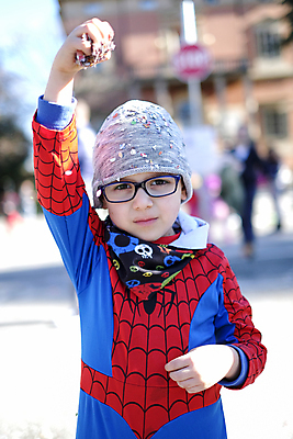포토 JPG 해외이미지 백인 남자 행복 어린이 컨셉 상상 놀이 하늘 성공 가면 한명 미소 사람 소년 야외 빨간색 파란색 힘 기쁨 꿈 게임 자신감 보호 망토 싸움 거미 꽃가루 영웅 고립 슈퍼히어로 승자 필승 해외포토 서양인 1 감정 컬러 곤충 모션 표정 우승 가루 파일형식 이미지허브