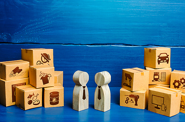 포토 JPG 해외이미지 비즈니스 실내 협상 사람없음 거래 말_게임 무역 파란배경 택배상자 해외포토 산업 백그라운드 내부 파란색 상자 택배 파일형식 이미지허브