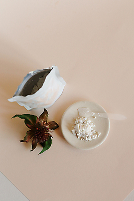 포토 JPG 해외이미지 얼굴 바다 백그라운드 신체 휴식 건조 건강 가면 사람없음 치료 빨간색 뷰티 검은색 스파 화장품 흰색 하트 마사지 우아함 씻기 가루 미용사 볼터치 피부 피부관리 유기농 질감 날것 점토 로션 진흙 숯 요거트 내추럴 돌봄 석탄 핸드메이드 셀룰라이트 디톡스 해외포토 모양 직업 웰빙 컬러 컨셉 의학 모션 유제품 신체부위 화장 청결 파일형식 이미지허브