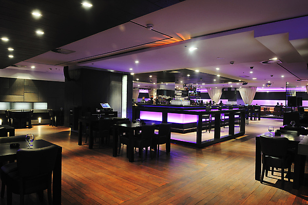 포토 JPG 해외이미지 의자 탁자 조명 사람없음 빛 인테리어 보라색 공간 바 모던 칵테일바 해외포토 디자인 컬러 가구 선술집 파일형식 이미지허브