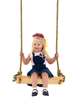 포토 JPG 해외이미지 백인 드레스 공원 여자 행복 어린이 장난 모션 자연 놀이 하늘 한명 미소 웃음 사람 야외 여름 맑음 활발 기쁨 놀이터 작음 그네 흥분 걸음마 해외포토 서양인 1 옷 계절 공공시설 감정 컨셉 날씨 표정 크기 생태계 파일형식 이미지허브