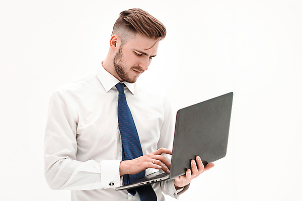 포토 JPG 해외이미지 백인 직업 1 라이프스타일 응시 남자 행복 안경 백그라운드 셔츠 비즈니스 사업가 성공 넥타이 서기 사람 성인 사람없음 노트북 컴퓨터 흰색 타이핑 신선 잡기 최고 업무 비즈니스맨 자신감 종업원 무선전화기 경영자 해결 경영 고립 고용 혼자 카피스페이스 자극 해외포토 서양인 시선 잡화 감정 컬러 컨셉 상의 모션 생활 전자제품 공백 구직 작업 직장인 전화기 리더 채용 파일형식 이미지허브