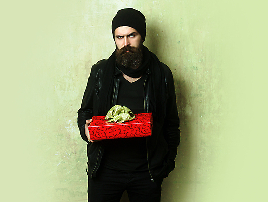 포토 JPG 해외이미지 남자 감정 얼굴 음료 크리스마스 겨울 휴가 새해 수염 발렌타인데이 선물 한명 쇼핑 산타클로스 재킷 축하 콧수염 팩 심각 힙스터 블랙프라이데이 해외포토 1 계절 패션 기념일 컨셉 데이이벤트 사람 신체부위 화장품 외투 파일형식 이미지허브