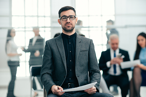 포토 JPG 해외이미지 직업 응시 남자 종이 비즈니스 통신 통계 성공 직장 사람 여러명 금융 사무실 정보 작업 블라인드 그룹 결과 상담원 토론 종업원 분석 동료 계약 확인 컨설턴트 상담 경영자 문서 투자 회계 경영 프로젝트 해외포토 시선 다수 컨셉 회사 관계 경제 커튼 사무원 전문직 리더 파일형식 이미지허브