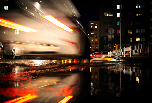 포토 JPG 해외이미지 라이프스타일 도로 길 스포츠 여행 백그라운드 자동차 미래 거리 사람없음 야외 가로 빨간색 반사 금속 젖음 흰색 도시 바퀴 운전사 고급 야간 아스팔트 속도 택시 엔진 블러 제어 해외포토 레이스천 자연요소 직업 육상교통 컬러 컨셉 교통시설 승용차 재질 생활 직물 파일형식 이미지허브