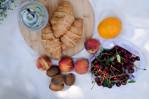 포토 JPG 해외이미지 라이프스타일 음료 음식 백그라운드 오렌지 과일 휴식 건강 키위 잔디 사람없음 야외 초록색 여름 햇빛 소풍 정원 식사 봄 흰색 신선 체리 달콤 맛 아침식사 담요 레모네이드 상쾌 유기농 복숭아 점심식사 구성 뒤뜰 정물화 맛있는 해외포토 식물 웰빙 계절 감정 컬러 컨셉 생활 태양 야외활동 그림 에이드 파일형식 이미지허브