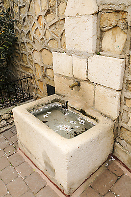 포토 JPG 해외이미지 꽃잎 음료 야생동물 자연 산 사람없음 야외 물 강 마을 봄 폭포 젖음 추위 마시기 흰색 시골 신선 투명 액체 개울 스페인 갈증 크리스탈 순수 분수 분무기 지역 제트기 발렌시아 알리칸테 해외포토 자연요소 동물 계절 꽃 유럽 컬러 컨셉 모션 비행기 광석 생태계 파일형식 이미지허브