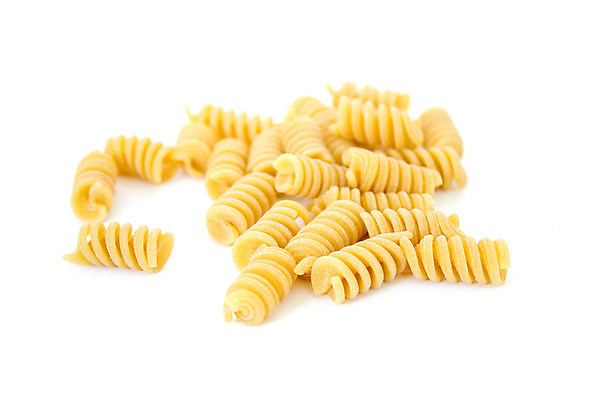 포토 JPG 해외이미지 음식 재료 건조 파스타 나선형 스파게티 사람없음 노란색 이탈리아 이탈리아음식 자르기 흰배경 이탈리아문화 날것 슛 고립 마카로니 생식 해외포토 유럽 컬러 백그라운드 무늬 모션 서양음식 흰색 유럽문화 파스타면 파일형식 이미지허브