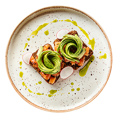 포토 JPG 해외이미지 접시 음식 부분 건강 사람없음 식사 카페 아침식사 메뉴 준비 흰배경 토스트 연어 아보카도 점심식사 고립 총각무 맛있는 해외포토 식기 빵 백그라운드 과일 어류 상점 흰색 무 파일형식 이미지허브