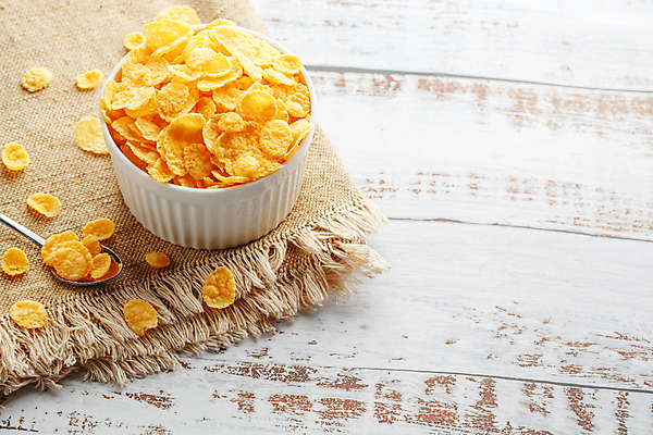 포토 JPG 해외이미지 백그라운드 사람없음 숟가락 달콤 아침식사 시리얼 건강식 나무탁자 해외포토 음식 탁자 수저 식사 맛 파일형식 이미지허브