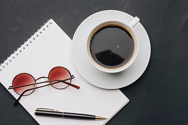 포토 JPG 해외이미지 비즈니스 사람없음 선글라스 펜 사무용품 공책 커피잔 오브젝트 해외포토 안경 커피 문구용품 잔 필기구 파일형식 이미지허브