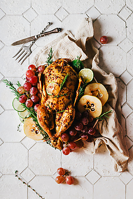 포토 JPG 해외이미지 전통 접시 배너 열매 음식 조각 백그라운드 오렌지 뼈 오리 육류 요리 동양인 사람없음 빨간색 식당 검은색 식사 저녁식사 중국 소고기 튀김 고명 맛 그릴 바비큐 굽기 메뉴 준비 양배추 베이징 레시피 거위 추수감사절 로즈메리 점심식사 핸드메이드 맛있는 해외포토 식물 식기 아시아 기독교 컬러 컨셉 채소 과일 식재료 조류 주방용품 인종 상점 구이 허브 파일형식 이미지허브