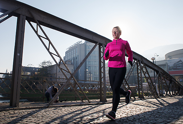 포토 JPG 해외이미지 전신 라이프스타일 여자 아침 건강 한명 성인 야외 옆모습 운동복 달리기 조깅 유산소운동 러닝 성인여자한명만 해외포토 주간 1 옷 뷰포인트 모션 사람 생활 운동 여자한명만 성인여자만 파일형식 이미지허브