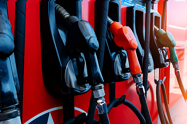 포토 JPG 해외이미지 주간 사람없음 야외 꽂음 주유기 주유소 주유건 해외포토 자연요소 기계 주유 파일형식 이미지허브