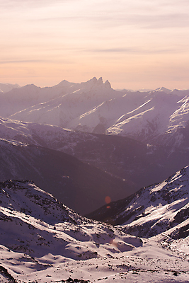 포토 JPG 해외이미지 주간 겨울 하늘 사람없음 야외 일몰 눈 겨울풍경 설산 해외포토 자연요소 계절 날씨 산 풍경 노을 파일형식 이미지허브