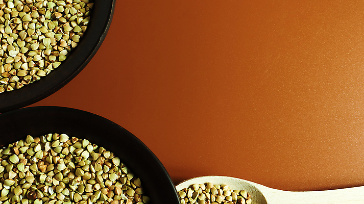 포토 JPG 해외이미지 접시 음식 백그라운드 농업 다이어트 재료 건조 건강 식이요법 요리 씨앗 사람없음 초록색 수건 갈색 목도리 식사 공백 사발 아침식사 낟알 시리얼 메밀 유기농 날것 나무숟가락 흙더미 내추럴 생식 숙성 작살 채식주의자 플랫레이 카피스페이스 비건 맛있는 해외포토 식물 식기 웰빙 잡화 산업 컬러 식재료 위생용품 숟가락 흙 사기그릇 플랫 채식 파일형식 더미 이미지허브