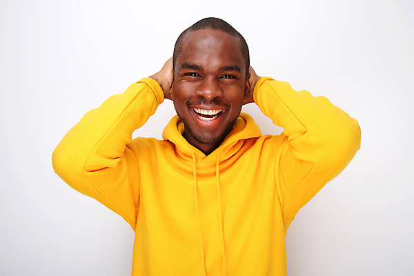 포토 JPG 해외이미지 모델 1 라이프스타일 손 응시 남자 행복 얼굴 벽 백그라운드 건강 한명 서기 미소 웃음 사람 성인 가로 머리 유행 우주 검은색 기쁨 흰색 표현 도시 시원함 노려봄 고립 해외포토 시선 감정 컬러 모션 표정 생활 신체부위 파일형식 이미지허브