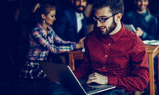 포토 JPG 해외이미지 직업 디자인 응시 행복 비즈니스 표시 성공 회의 설계 아이디어 직장 함께함 대화 서기 여러명 성인 금융 노트북 사무실 업무 비즈니스맨 그룹 토론 책상 경영자 리더 문서 이익 회계 마케팅 해외포토 시선 남자 감정 가구 다수 컨셉 회사 모션 말하기 사람 경제 전자제품 작업 직장인 파일형식 이미지허브