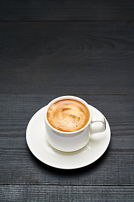 포토 JPG 해외이미지 커피 음료 백그라운드 패턴 재료 사람없음 컵 갈색 검은색 어둠 에너지 신선 뜨거움 맛 컵받침 오브젝트 질감 향기 아로마 향 에스프레소 카페인 해외포토 식기 컬러 컨셉 무늬 받침대 냄새 파일형식 이미지허브