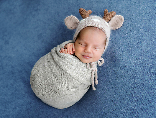 포토 JPG 해외이미지 백인 여자 아들 얼굴 어린이 휴식 새로움 실내 건강 한명 사람 소년 장식 평화 꿈 아기 신생아 잠 달콤 작음 니트 부드러움 거짓말 천진난만 스타일 해외포토 서양인 1 남자 컨셉 상의 가족 내부 신체부위 감각 맛 크기 파일형식 이미지허브