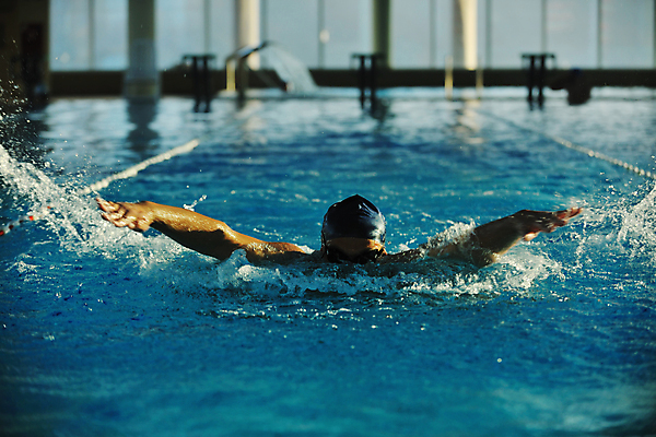 포토 JPG 해외이미지 백인 남자 수영복 스포츠 수영장 한명 사람 상반신 성인 앞모습 물 운동 수영 수영선수 성인남자한명만 해외포토 자연요소 서양인 1 옷 뷰포인트 운동선수 건강 수상스포츠 남자한명만 성인남자만 파일형식 이미지허브
