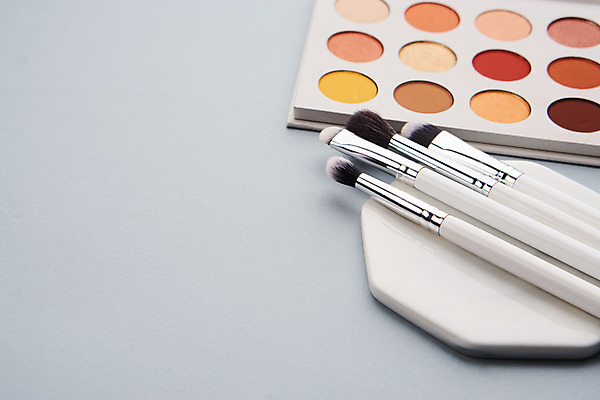 포토 JPG 해외이미지 사람없음 세트 뷰티 화장품 오브젝트 아이섀도 메이크업브러쉬 해외포토 붓 파일형식 이미지허브