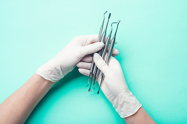 포토 JPG 해외이미지 직업 손 장갑 백그라운드 건강 치과 병원 그림자 사람 사람없음 치료 초록색 빛 금속 장비 시험 의사 흰색 도구 잡기 업무 4 치아 은색 정상 치과의사 외과 돌봄 라텍스 철강 치아교정 터키석 해외포토 잡화 교육 컬러 의학 모션 재질 신체부위 숫자 의료진 작업 소화기관 보석 교정 파일형식 이미지허브