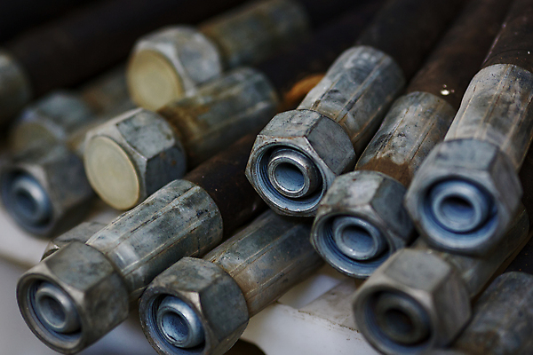 포토 JPG 해외이미지 산업 백그라운드 부분 사람없음 금속 검은색 힘 기계 장비 연결 유연 묘사 수도꼭지 연료 시스템 호스 튜브 엔진 고무 소매 펌프 압력 철강 힘찬 해외포토 컬러 컨셉 재질 파일형식 이미지허브