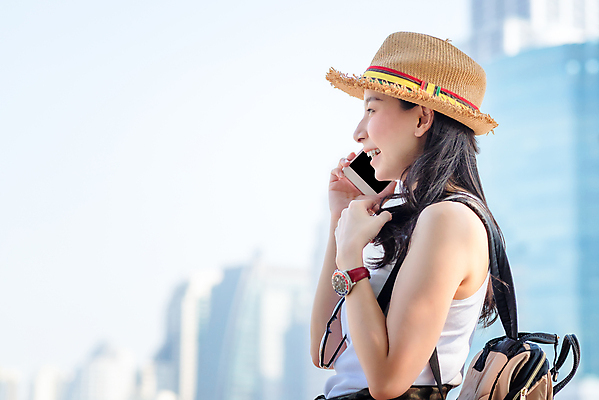 포토 JPG 해외이미지 백인 라이프스타일 여자 행복 아시아 여행 백그라운드 지도 배낭 휴가 휴식 거리 항해 한명 사람 동양인 성인 야외 유행 여행객 카메라 일본 중국 도시 주말 백패커 힙스터 해외포토 서양인 1 패션 감정 나라 컨셉 배_교통 가방 인종 생활 전자제품 파일형식 이미지허브