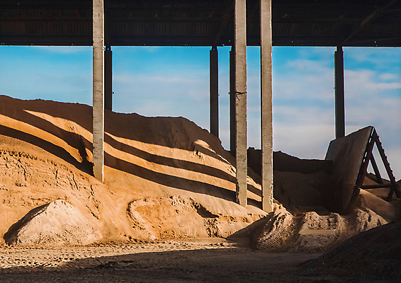 포토 JPG 해외이미지 식물 산업 음식 모래 백그라운드 가방 비즈니스 포장 공장 교통시설 밥 표면 사람없음 건물 파란색 쌓기 장비 흰색 상품 주식 낟알 삼베 창고 질감 시멘트 자루 육군 수납 무거움 거름 분배 수입 옛날 화학물질 해외포토 건축물 잡화 컬러 교통 공업 모션 군대 금융 화학 무게 시설 파일형식 천_직물 이미지허브