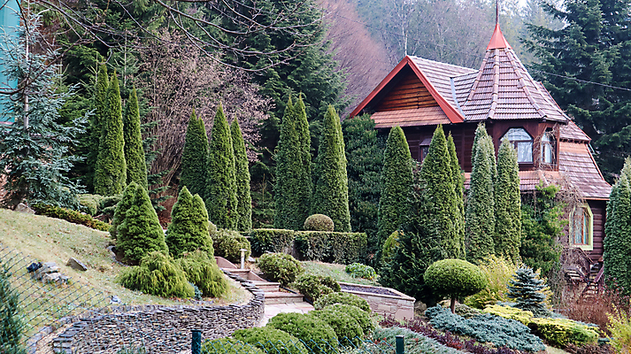 포토 JPG 해외이미지 주간 주택 사람없음 야외 정원 시골 우크라이나 해외포토 자연요소 유럽 건물 파일형식 이미지허브